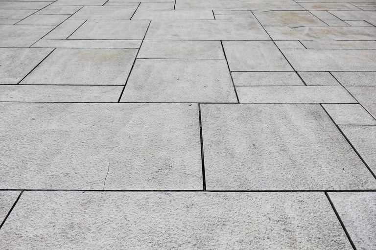 Modern porcelain patio